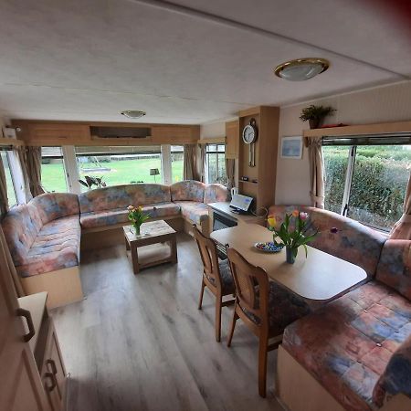 Mulder'S Vakantiehuis, Jaarplaats 108 Op Recreatiepark De Tien Heugten Schoonloo Kültér fotó