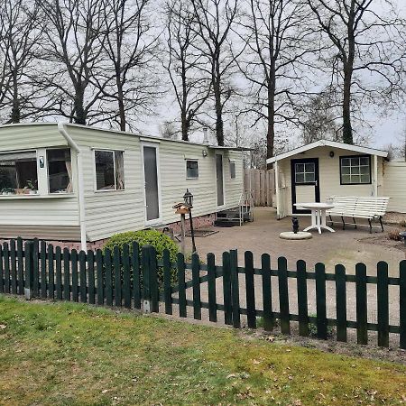 Mulder'S Vakantiehuis, Jaarplaats 108 Op Recreatiepark De Tien Heugten Schoonloo Kültér fotó