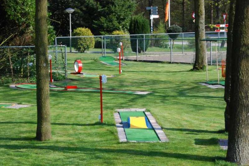 Mulder'S Vakantiehuis, Jaarplaats 108 Op Recreatiepark De Tien Heugten Schoonloo Kültér fotó